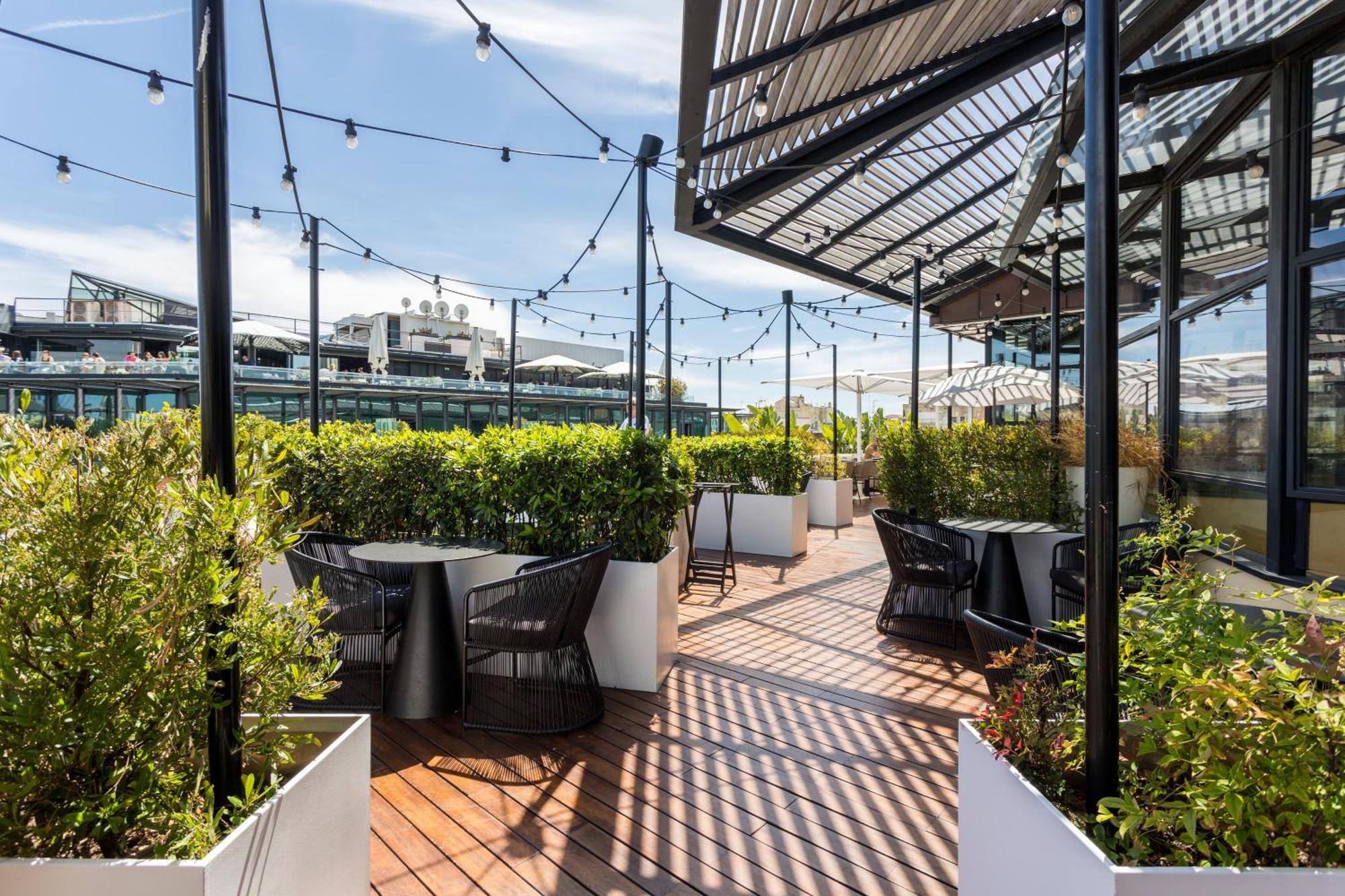 Monument Hotel Barcelona Exterior foto The rooftop terrace